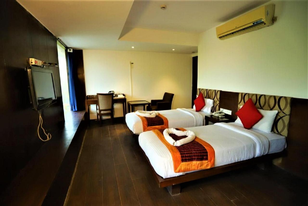 Hotel Arch International Neu-Delhi Exterior foto
