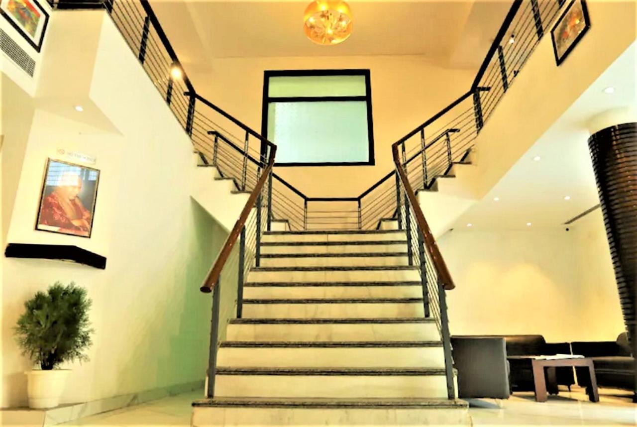 Hotel Arch International Neu-Delhi Exterior foto